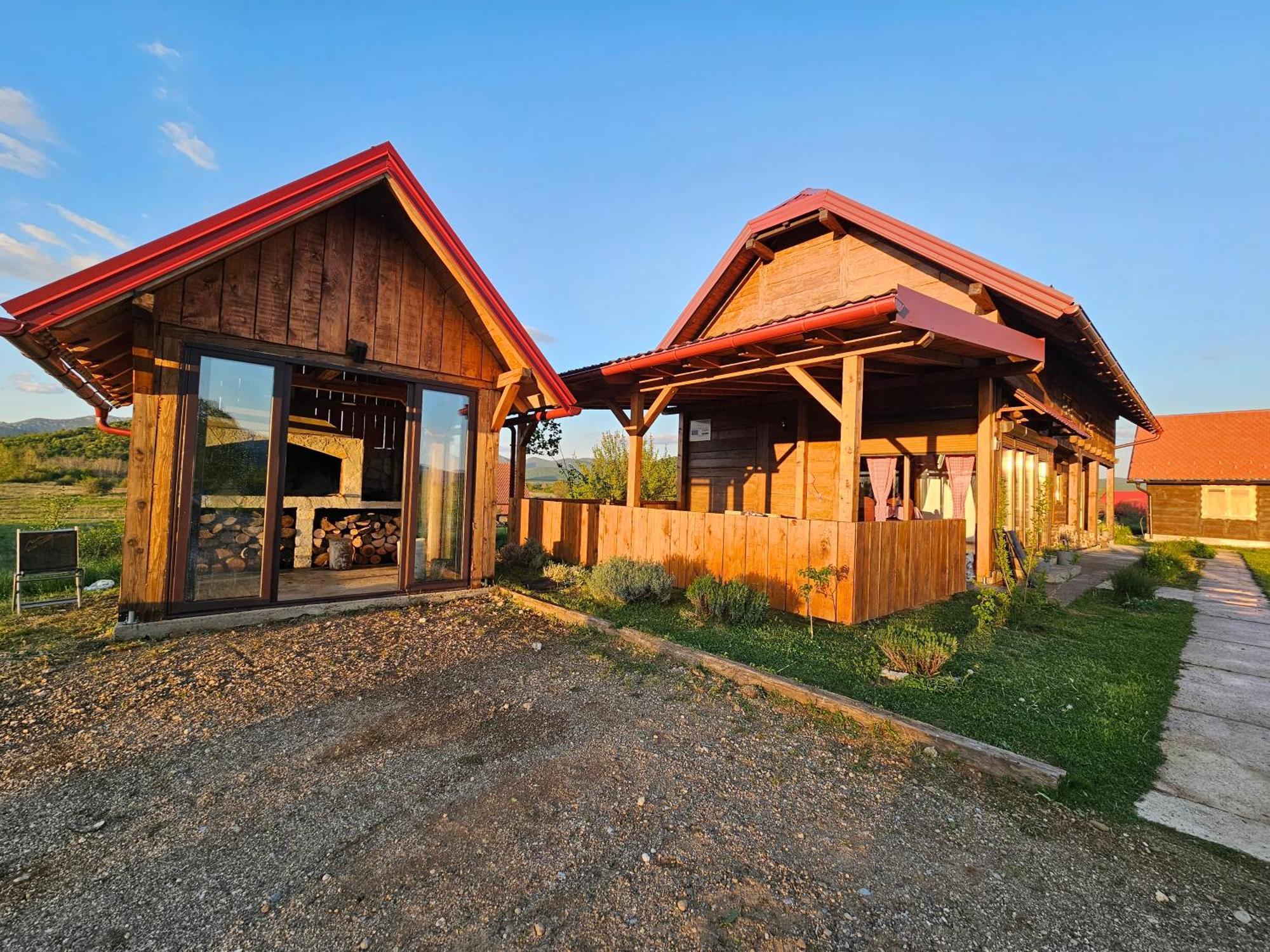 Villa Ruralna Kuca Za Odmor Lika Lovinac  Exterior foto