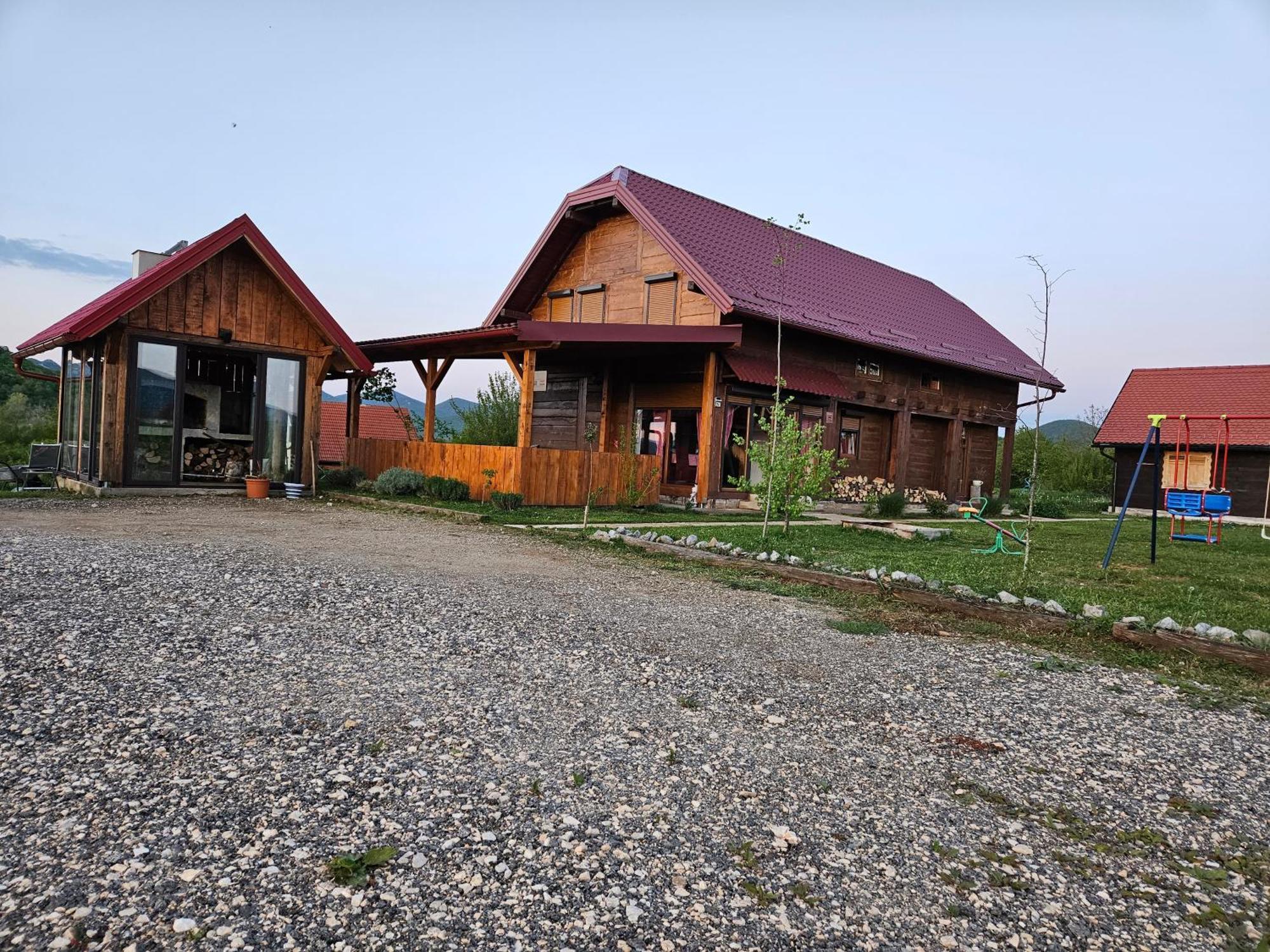 Villa Ruralna Kuca Za Odmor Lika Lovinac  Exterior foto