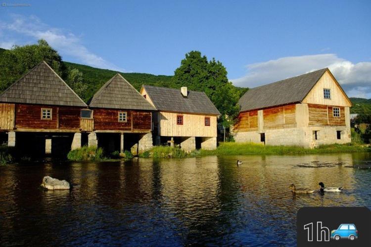 Villa Ruralna Kuca Za Odmor Lika Lovinac  Exterior foto