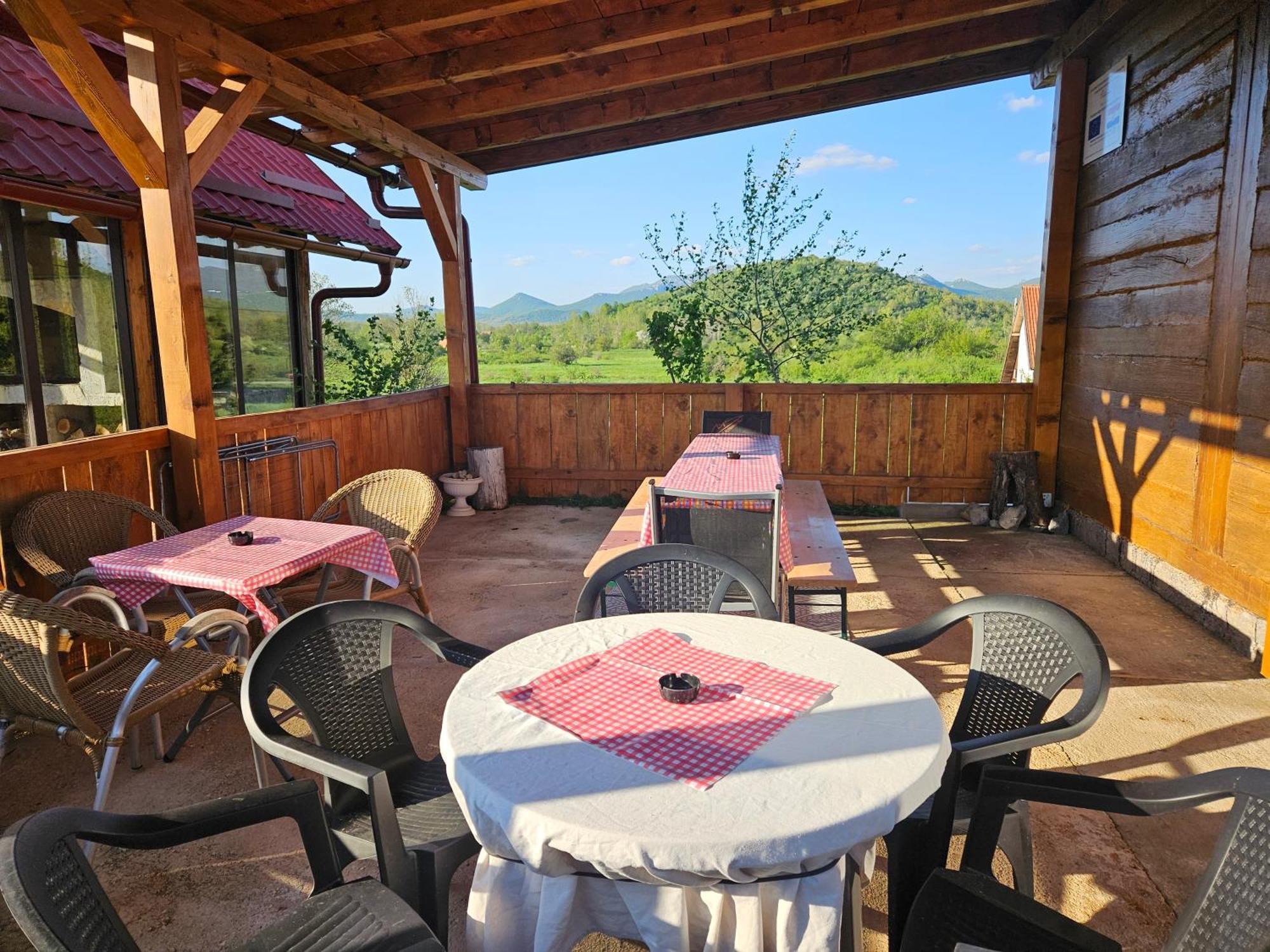 Villa Ruralna Kuca Za Odmor Lika Lovinac  Exterior foto